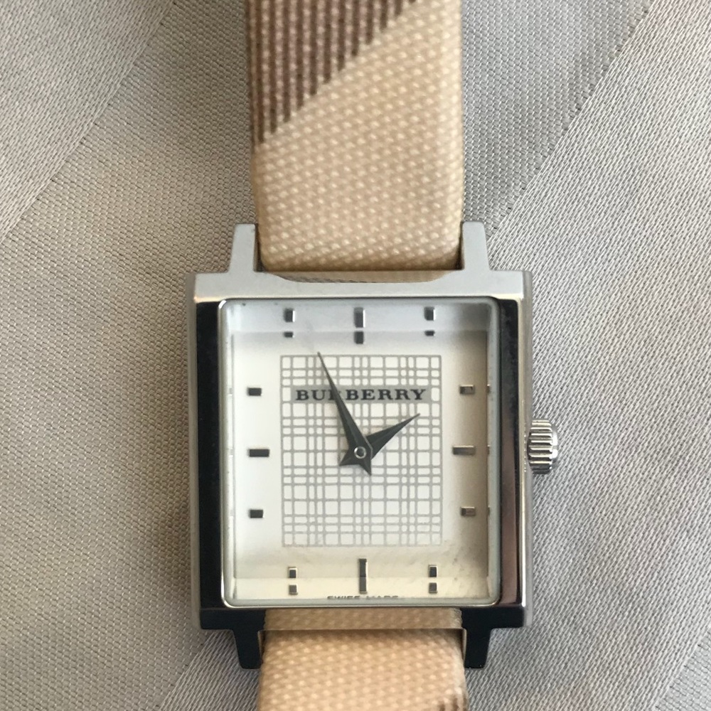 Burberry watch (used)